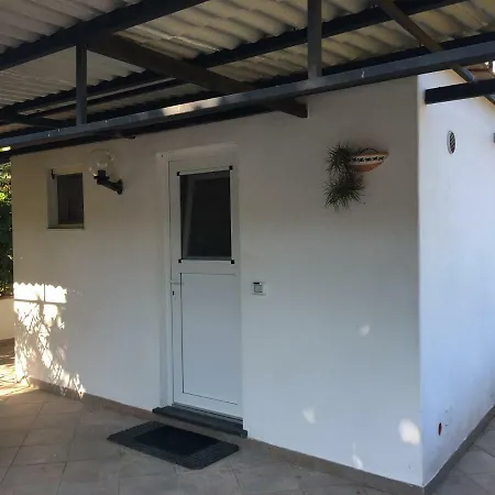 Bed and breakfast Eden Frait 2*